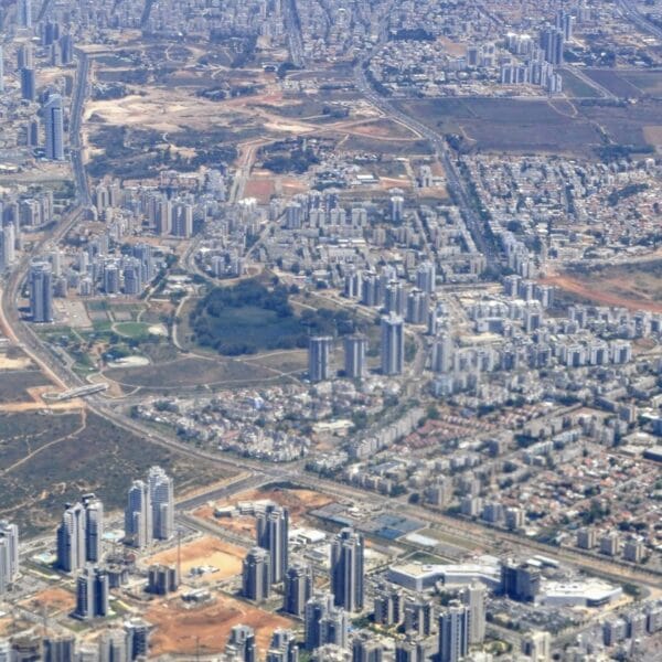 British in Israel and Palestine Must Register Now